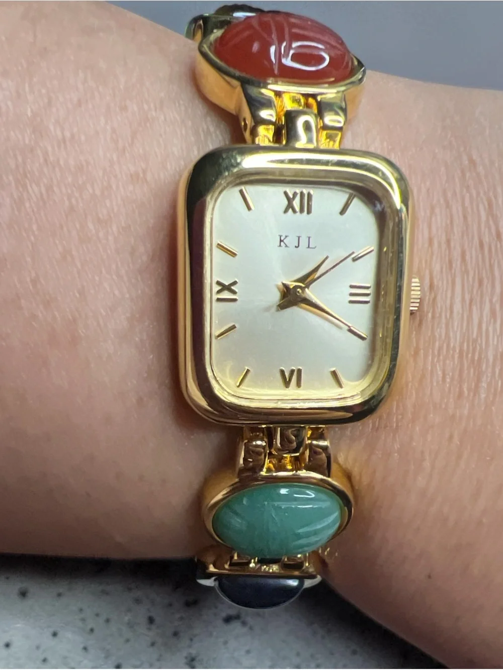 KJL™️ NWOT Multi-Stone Scarab Goldtone Watch 🪲🐞 7”